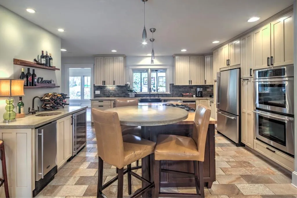 855 Kipling Drive Nw, Atlanta, Georgia 30318, 4 Bedrooms Bedrooms, ,5 BathroomsBathrooms,Residential,Sold,855 Kipling Drive Nw,5832114