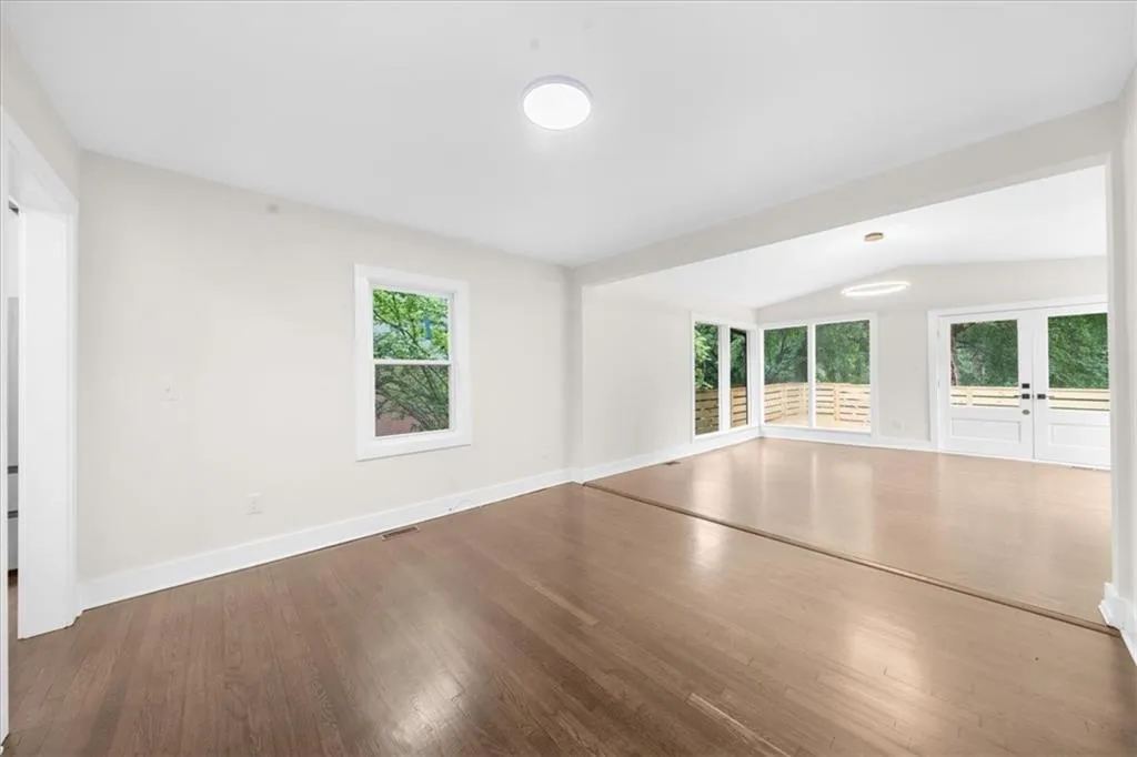 146 Mount Paran Road Ne, Atlanta, Georgia 30342, 4 Bedrooms Bedrooms, ,3 BathroomsBathrooms,Residential,For Sale,146 Mount Paran Road Ne,7575057