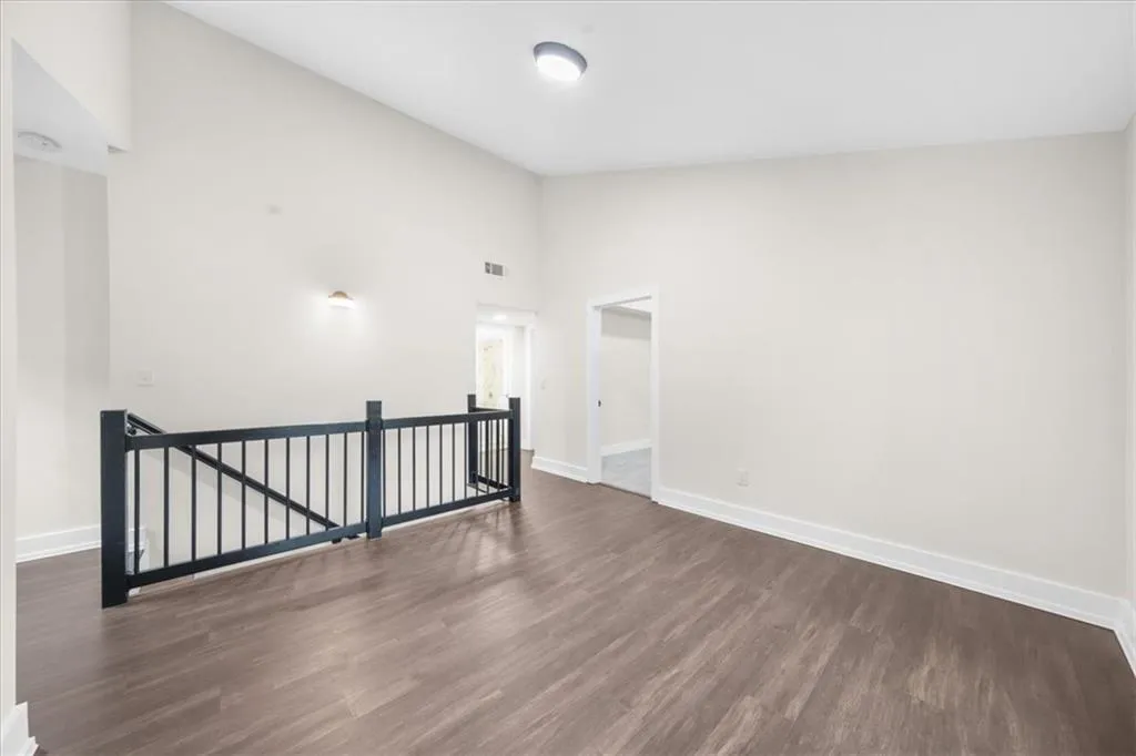 146 Mount Paran Road Ne, Atlanta, Georgia 30342, 4 Bedrooms Bedrooms, ,3 BathroomsBathrooms,Residential,For Sale,146 Mount Paran Road Ne,7575057