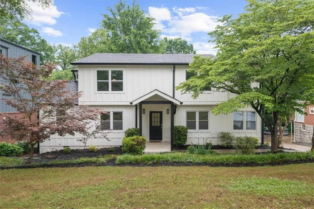 146 Mount Paran Road Ne, Atlanta, Georgia 30342, 4 Bedrooms Bedrooms, ,3 BathroomsBathrooms,Residential,For Sale,146 Mount Paran Road Ne,7575057