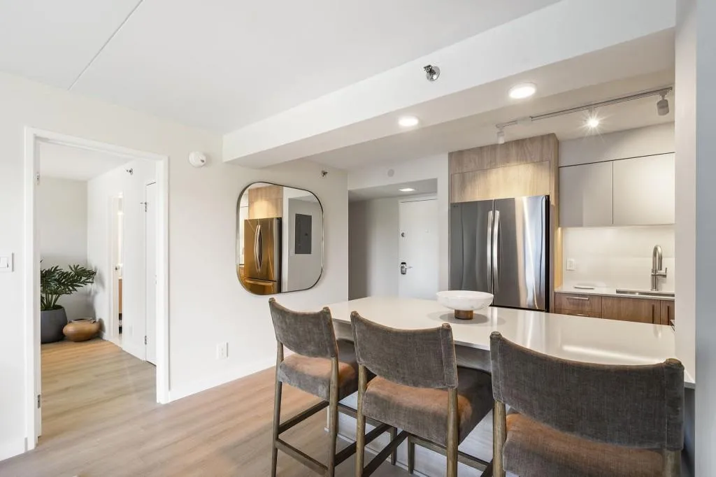 2460 Peachtree Road Ne Unit 1111, Atlanta, Georgia 30305, 2 Bedrooms Bedrooms, 0 ,2 BathroomsBathrooms,Residential,For Sale,2460 Peachtree Road Ne Unit 1111,7832028