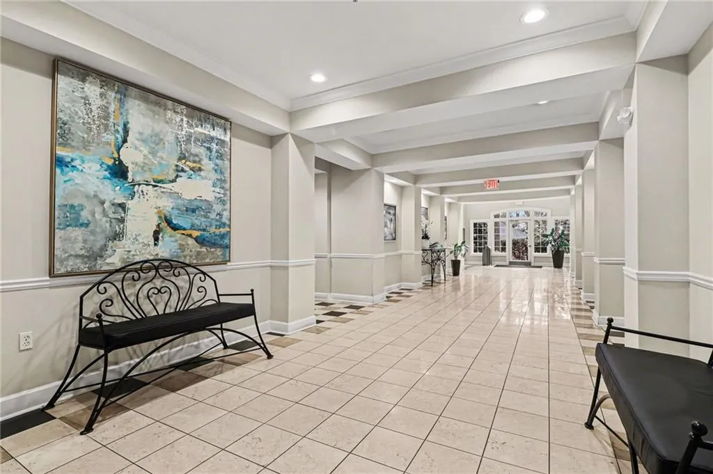 3636 Habersham Road Nw Unit 2204, Atlanta, Georgia 30305, 1 Bedroom Bedrooms, 0 ,1 BathroomBathrooms,Residential,For Sale,3636 Habersham Road Nw Unit 2204,7825090