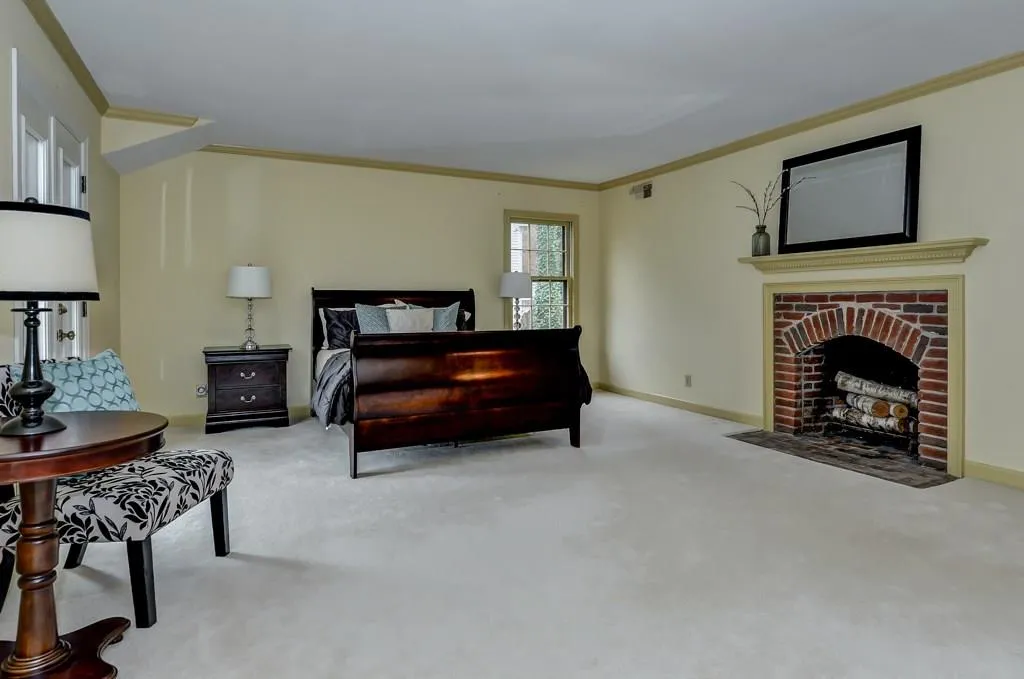 2095 River North Parkway, Sandy Springs, Georgia 30328, 6 Bedrooms Bedrooms, ,4 BathroomsBathrooms,Residential,Sold,2095 River North Parkway,5623633
