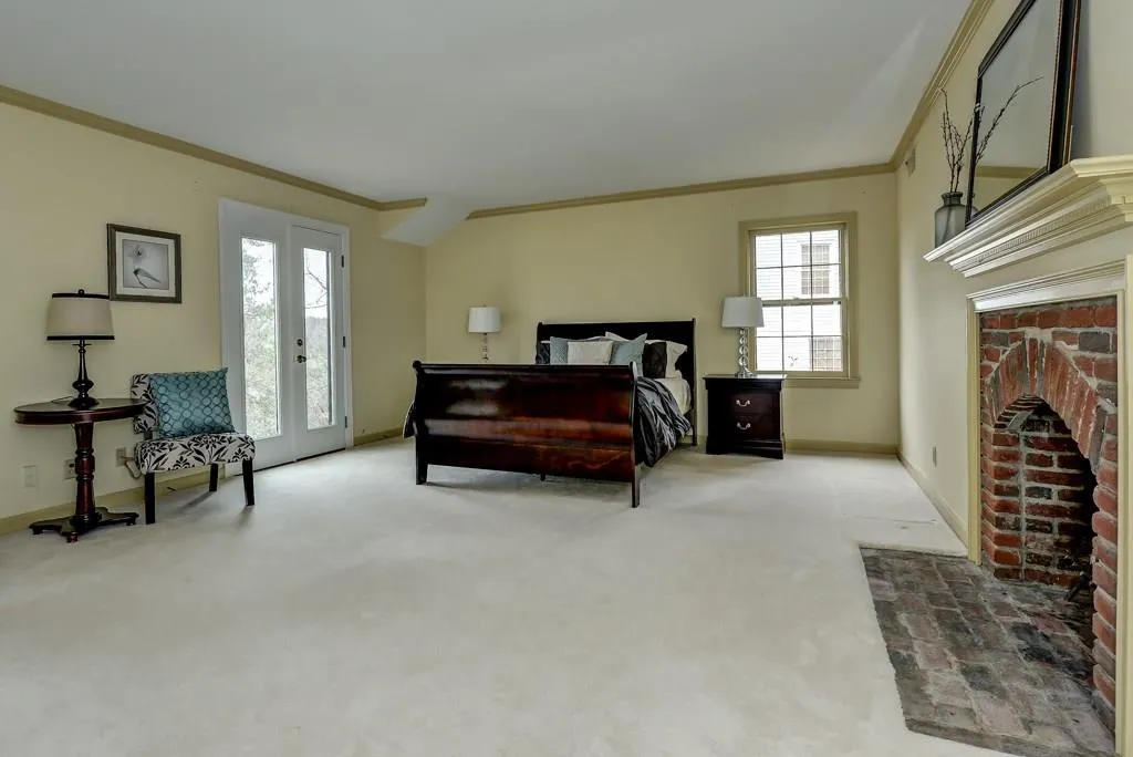 2095 River North Parkway, Sandy Springs, Georgia 30328, 6 Bedrooms Bedrooms, ,4 BathroomsBathrooms,Residential,Sold,2095 River North Parkway,5623633