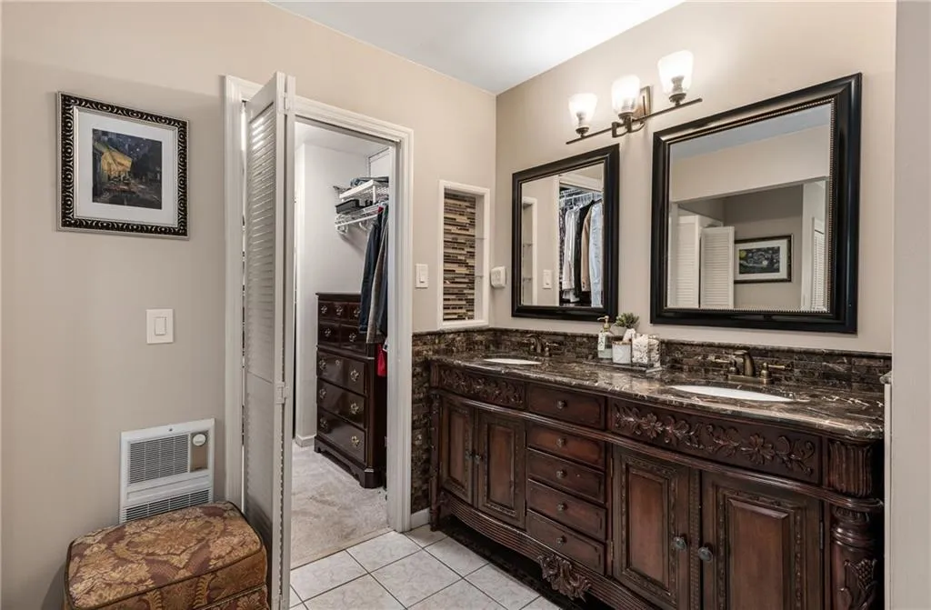 400 Spalding Circle, Atlanta, Georgia 30328, 4 Bedrooms Bedrooms, ,2 BathroomsBathrooms,Residential,Sold,400 Spalding Circle,7262123