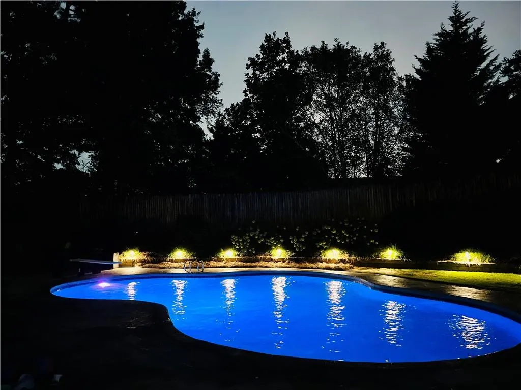 400 Spalding Circle, Atlanta, Georgia 30328, 4 Bedrooms Bedrooms, ,2 BathroomsBathrooms,Residential,Sold,400 Spalding Circle,7262123