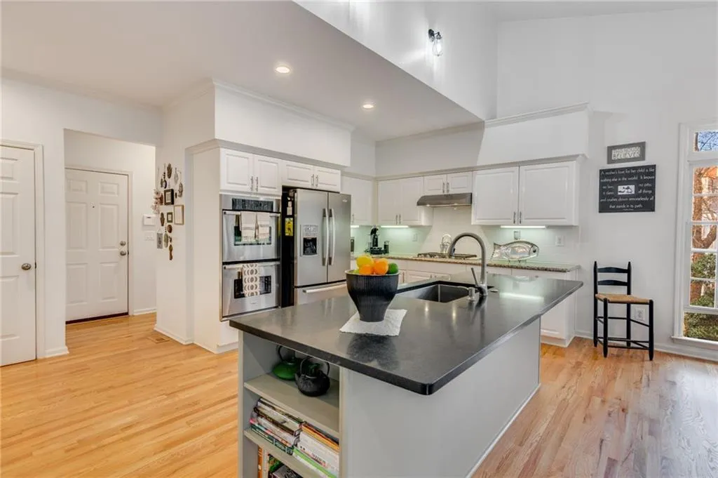 180 Smithdun Lane, Sandy Springs, Georgia 30350, 4 Bedrooms Bedrooms, ,3 BathroomsBathrooms,Residential,Sold,180 Smithdun Lane,7186350