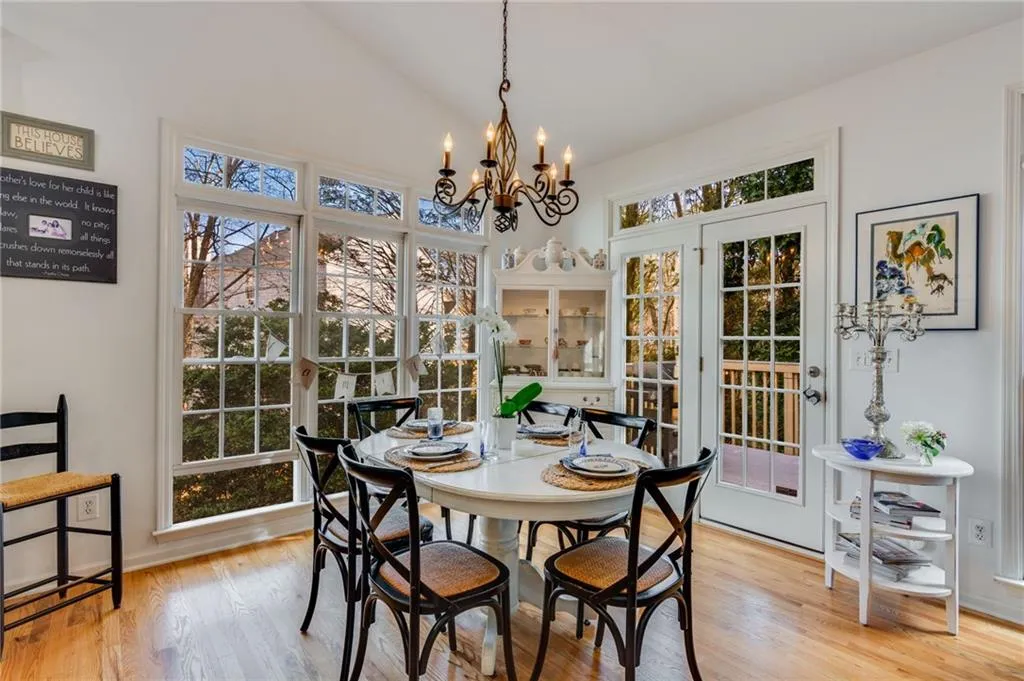 180 Smithdun Lane, Sandy Springs, Georgia 30350, 4 Bedrooms Bedrooms, ,3 BathroomsBathrooms,Residential,Sold,180 Smithdun Lane,7186350