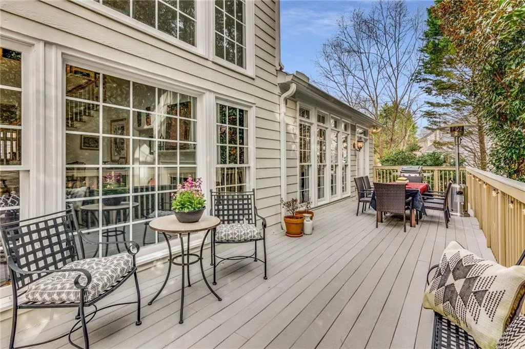 180 Smithdun Lane, Sandy Springs, Georgia 30350, 4 Bedrooms Bedrooms, ,3 BathroomsBathrooms,Residential,Sold,180 Smithdun Lane,7186350
