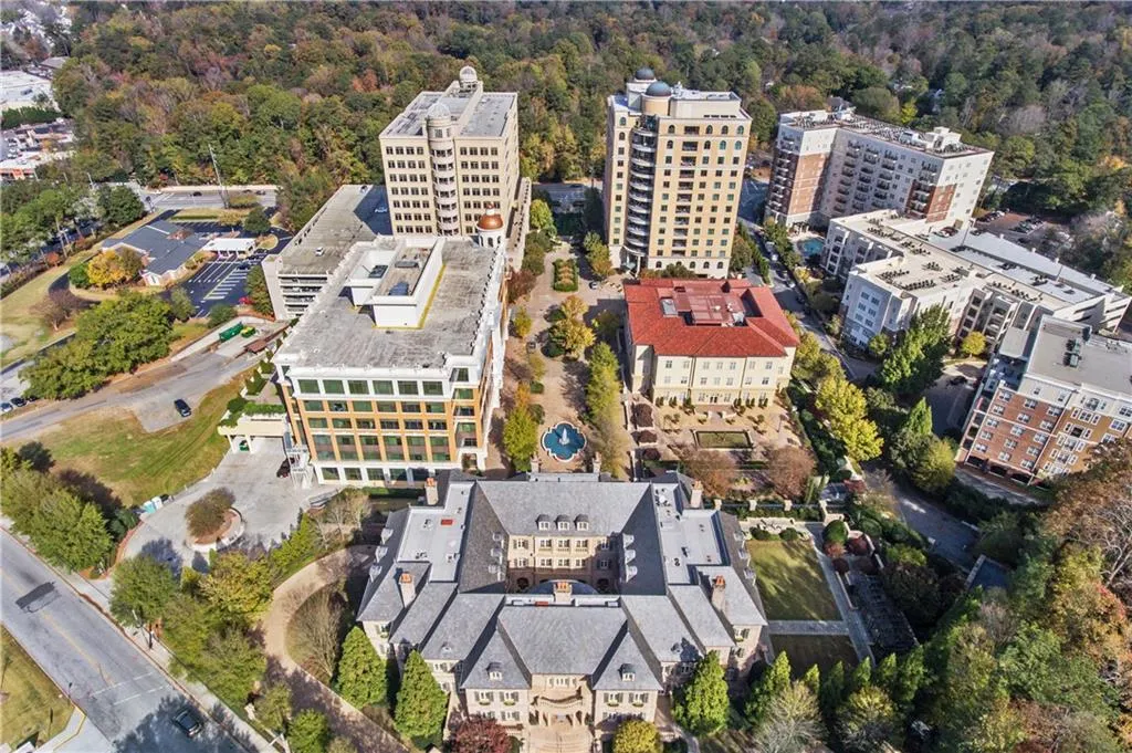 3286 Northside Parkway Nw Unit 707, Atlanta, Georgia 30327, 3 Bedrooms Bedrooms, ,3 BathroomsBathrooms,Residential,Sold,3286 Northside Parkway Nw Unit 707,5939604