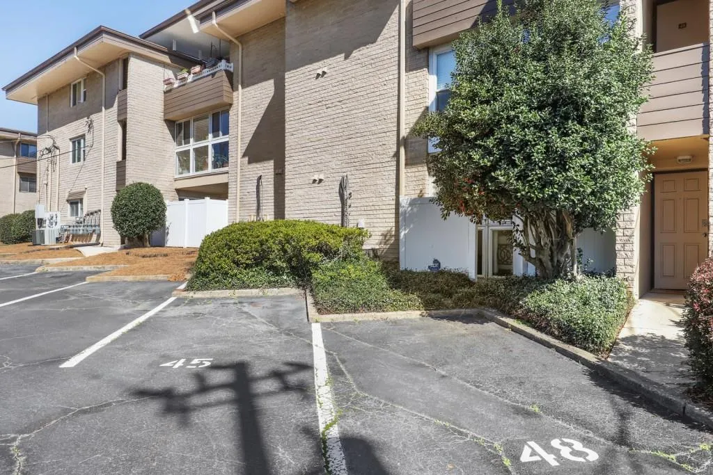346 Carpenter Drive Unit 45, Sandy Springs, Georgia 30328, 2 Bedrooms Bedrooms, ,2 BathroomsBathrooms,Residential,Sold,346 Carpenter Drive Unit 45,6849671