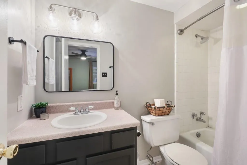 346 Carpenter Drive Unit 45, Sandy Springs, Georgia 30328, 2 Bedrooms Bedrooms, ,2 BathroomsBathrooms,Residential,Sold,346 Carpenter Drive Unit 45,6849671