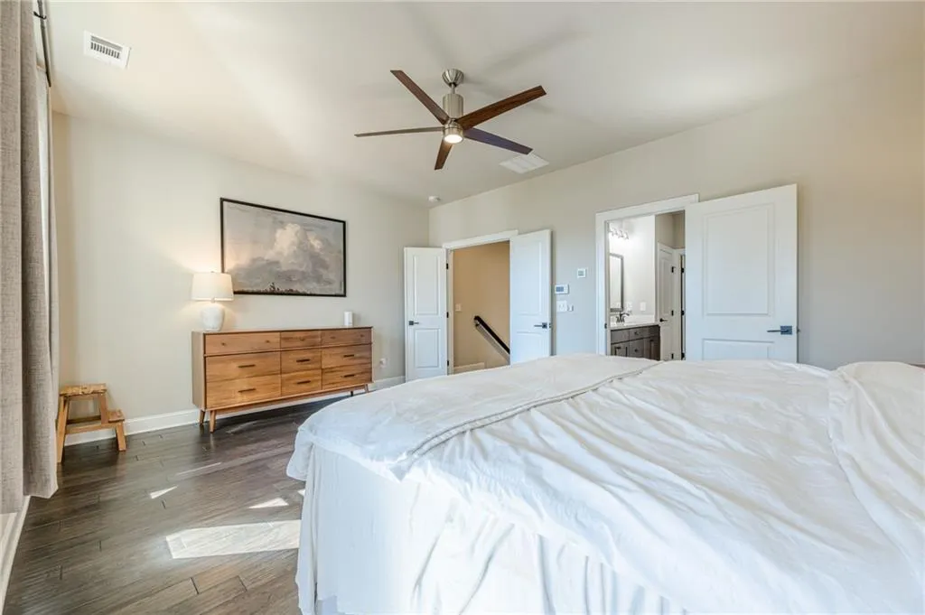 Primary bedroom
