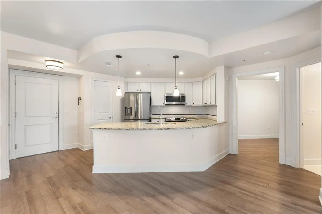 200 River Vista Drive Unit 540, Atlanta, Georgia 30339, 2 Bedrooms Bedrooms, ,2 BathroomsBathrooms,Residential,For Sale,200 River Vista Drive Unit 540,7568777
