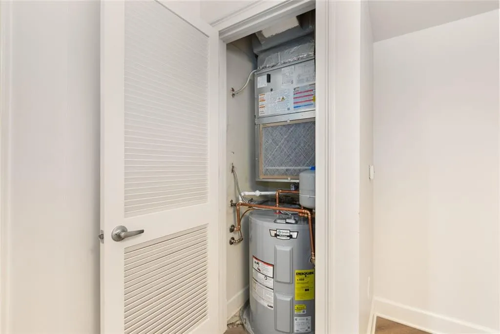 200 River Vista Drive Unit 540, Atlanta, Georgia 30339, 2 Bedrooms Bedrooms, ,2 BathroomsBathrooms,Residential,For Sale,200 River Vista Drive Unit 540,7568777