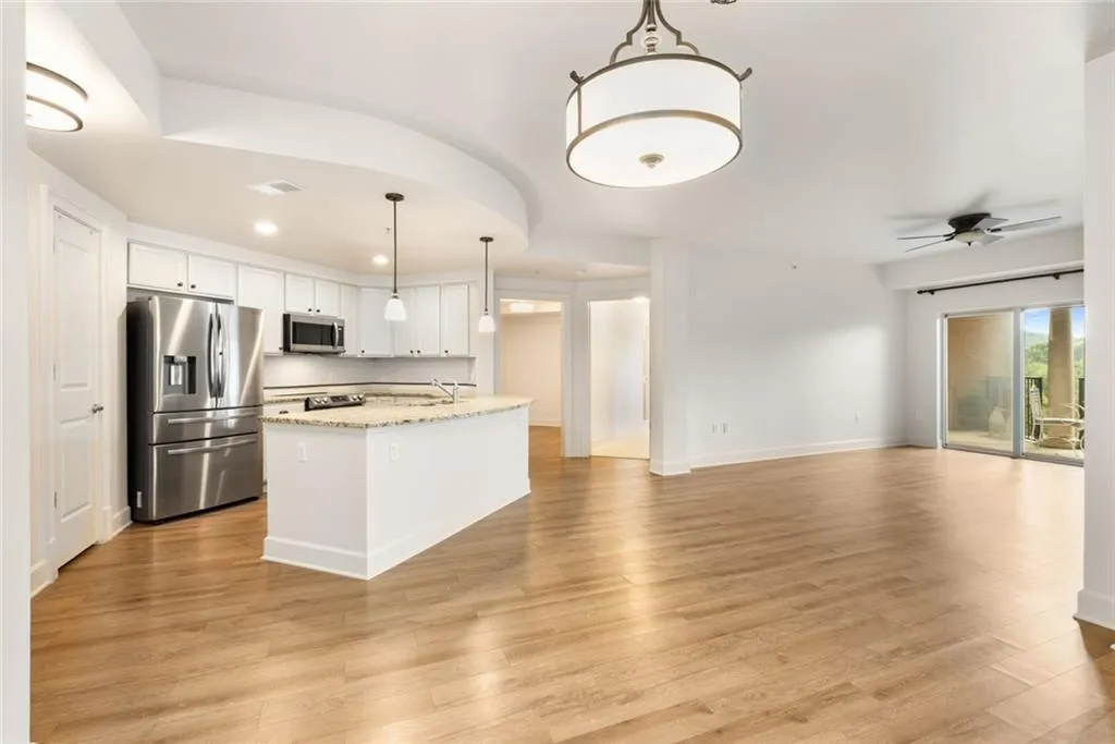 200 River Vista Drive Unit 540, Atlanta, Georgia 30339, 2 Bedrooms Bedrooms, ,2 BathroomsBathrooms,Residential,For Sale,200 River Vista Drive Unit 540,7568777
