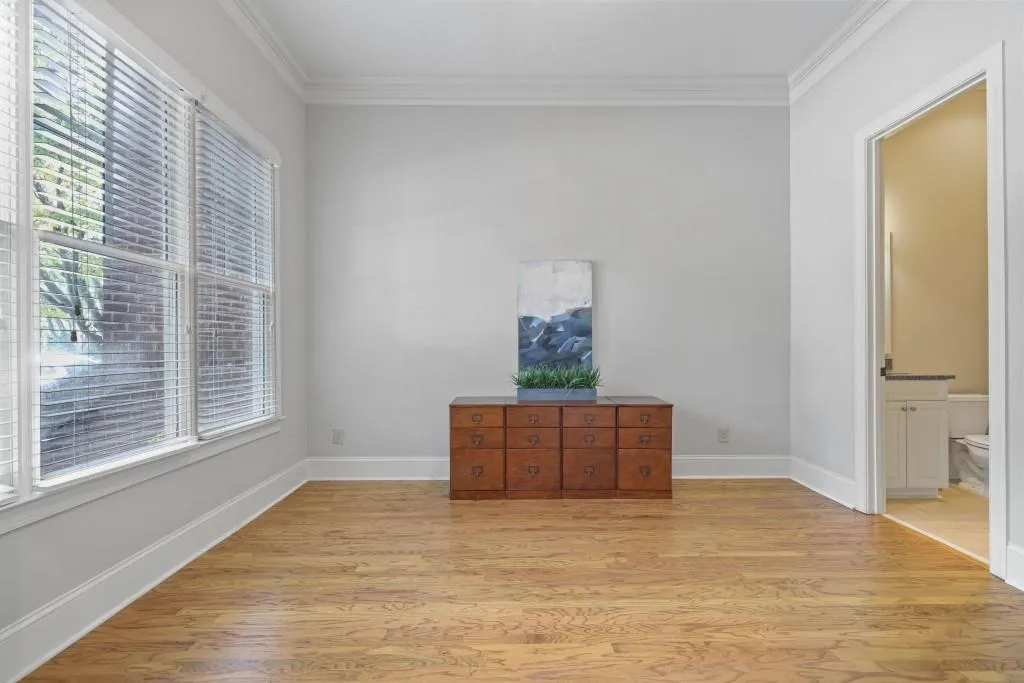 6087 City Walk Lane, Atlanta, Georgia 30328, 3 Bedrooms Bedrooms, ,3 BathroomsBathrooms,Residential,For Sale,6087 City Walk Lane,7651683