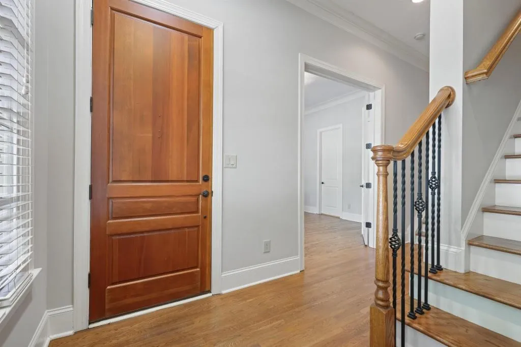 6087 City Walk Lane, Atlanta, Georgia 30328, 3 Bedrooms Bedrooms, ,3 BathroomsBathrooms,Residential,For Sale,6087 City Walk Lane,7651683