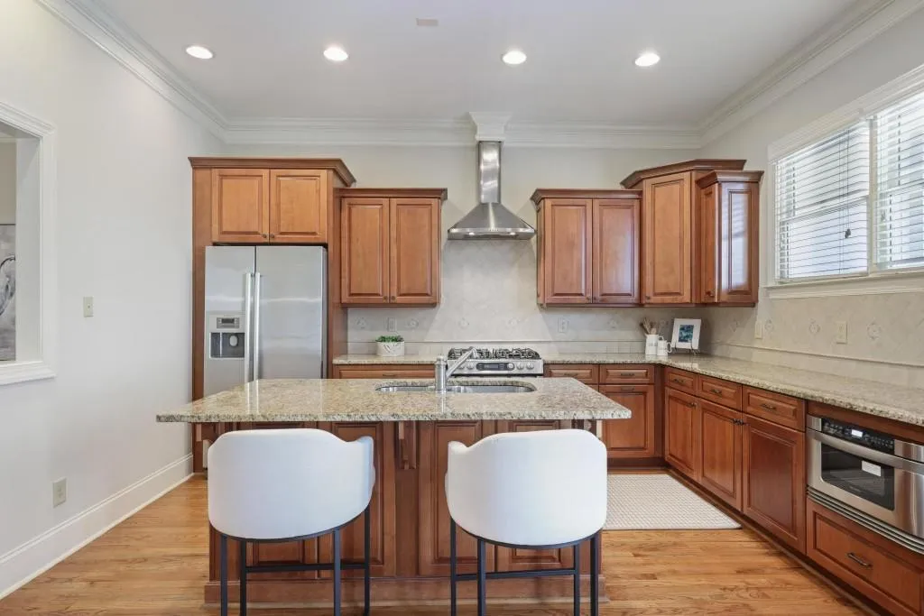 6087 City Walk Lane, Atlanta, Georgia 30328, 3 Bedrooms Bedrooms, ,3 BathroomsBathrooms,Residential,For Sale,6087 City Walk Lane,7651683
