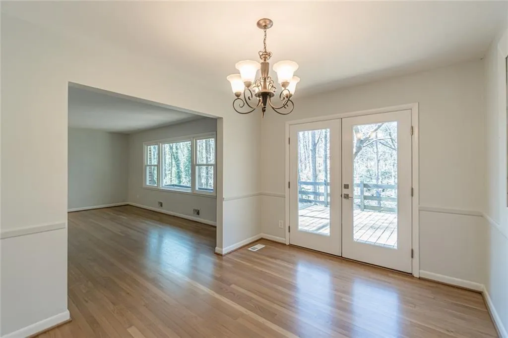 6066 Kayron Drive, Atlanta, Georgia 30328, 3 Bedrooms Bedrooms, ,2 BathroomsBathrooms,Residential,Sold,6066 Kayron Drive,7004066