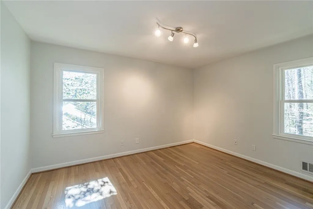 6066 Kayron Drive, Atlanta, Georgia 30328, 3 Bedrooms Bedrooms, ,2 BathroomsBathrooms,Residential,Sold,6066 Kayron Drive,7004066