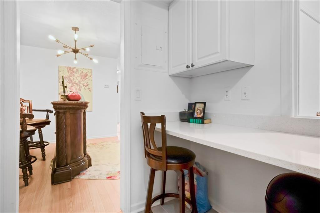 6851 ROSWELL Road Unit A3, Sandy Springs, Georgia 30328, 2 Bedrooms Bedrooms, ,2 BathroomsBathrooms,Residential,Sold,6851 ROSWELL Road Unit A3,7282510
