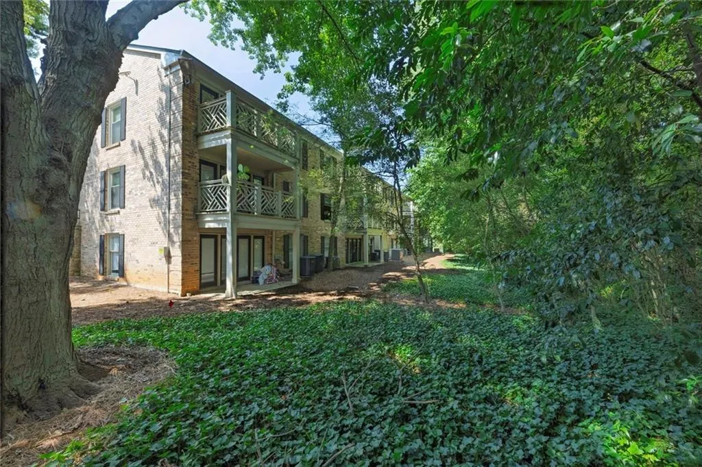 3650 Ashford Dunwoody Road Ne Unit 718, Atlanta, Georgia 30319, 2 Bedrooms Bedrooms, ,1 BathroomBathrooms,Residential,For Sale,3650 Ashford Dunwoody Road Ne Unit 718,7636532