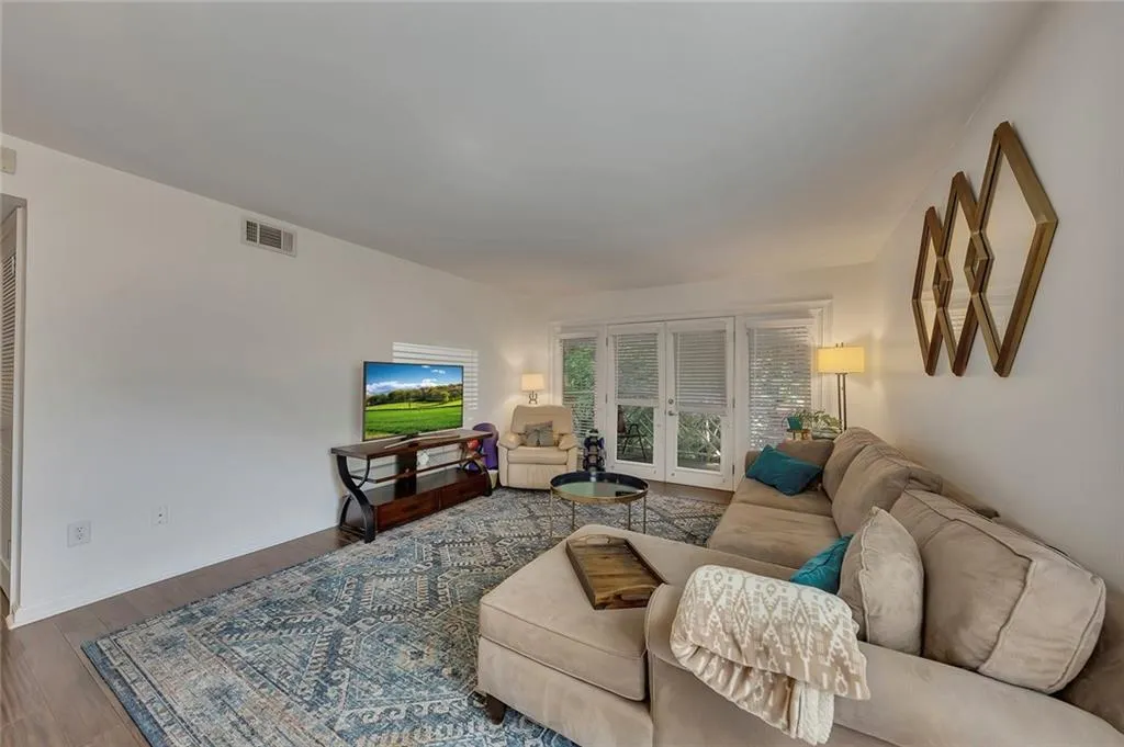 3650 Ashford Dunwoody Road Ne Unit 718, Atlanta, Georgia 30319, 2 Bedrooms Bedrooms, ,1 BathroomBathrooms,Residential,For Sale,3650 Ashford Dunwoody Road Ne Unit 718,7636532