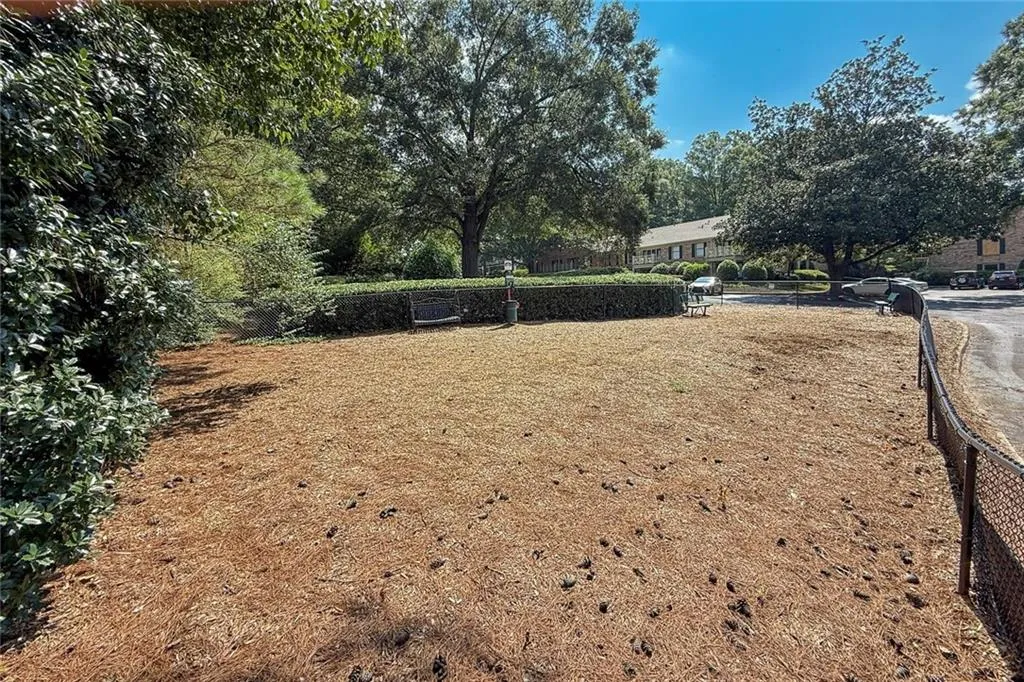 3650 Ashford Dunwoody Road Ne Unit 718, Atlanta, Georgia 30319, 2 Bedrooms Bedrooms, ,1 BathroomBathrooms,Residential,For Sale,3650 Ashford Dunwoody Road Ne Unit 718,7636532