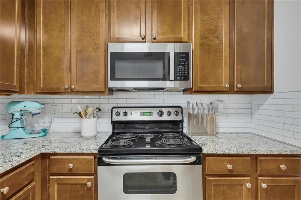 3650 Ashford Dunwoody Road Ne Unit 718, Atlanta, Georgia 30319, 2 Bedrooms Bedrooms, ,1 BathroomBathrooms,Residential,For Sale,3650 Ashford Dunwoody Road Ne Unit 718,7636532