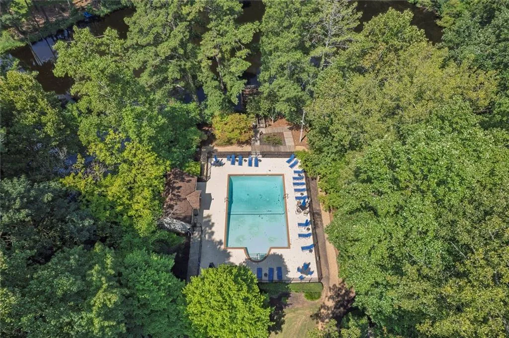 3650 Ashford Dunwoody Road Ne Unit 718, Atlanta, Georgia 30319, 2 Bedrooms Bedrooms, ,1 BathroomBathrooms,Residential,For Sale,3650 Ashford Dunwoody Road Ne Unit 718,7636532