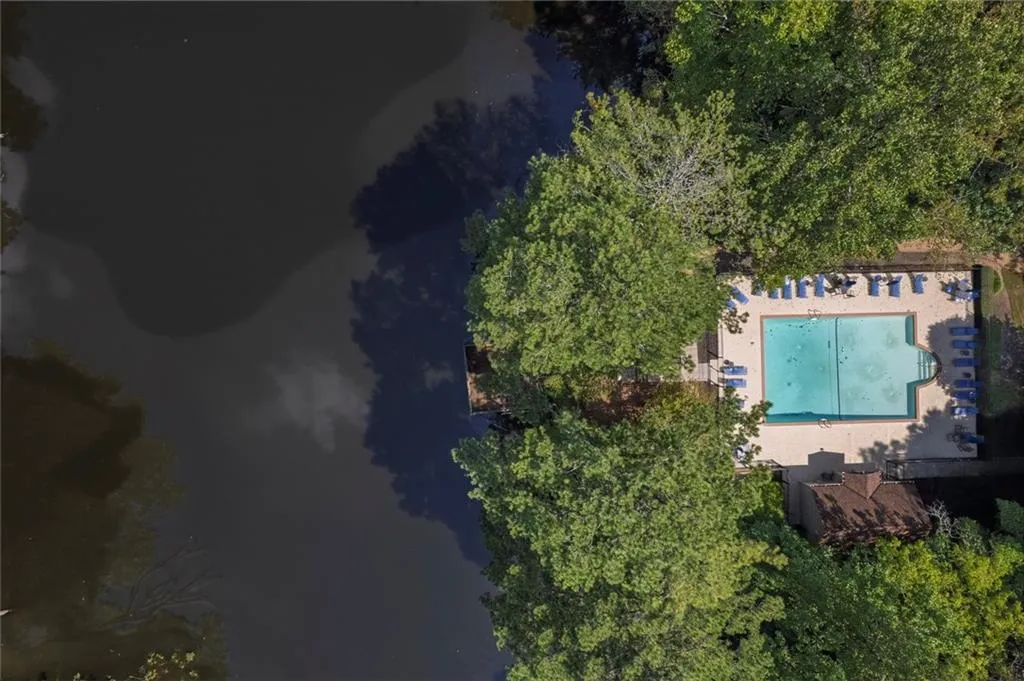 3650 Ashford Dunwoody Road Ne Unit 718, Atlanta, Georgia 30319, 2 Bedrooms Bedrooms, ,1 BathroomBathrooms,Residential,For Sale,3650 Ashford Dunwoody Road Ne Unit 718,7636532