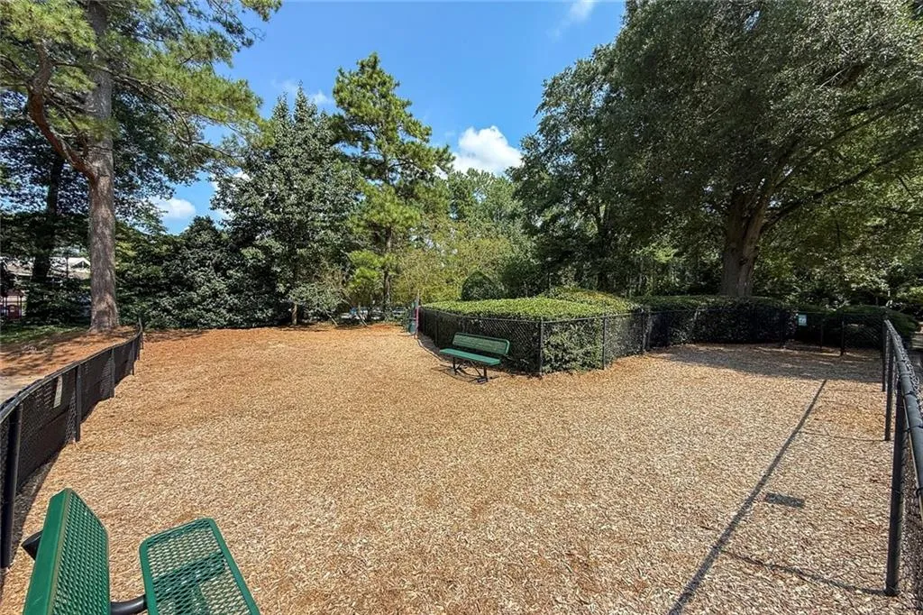 3650 Ashford Dunwoody Road Ne Unit 718, Atlanta, Georgia 30319, 2 Bedrooms Bedrooms, ,1 BathroomBathrooms,Residential,For Sale,3650 Ashford Dunwoody Road Ne Unit 718,7636532
