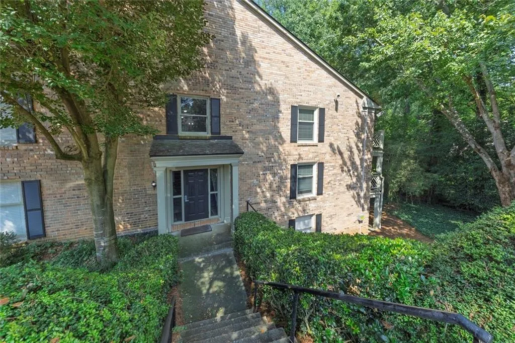 3650 Ashford Dunwoody Road Ne Unit 718, Atlanta, Georgia 30319, 2 Bedrooms Bedrooms, ,1 BathroomBathrooms,Residential,For Sale,3650 Ashford Dunwoody Road Ne Unit 718,7636532