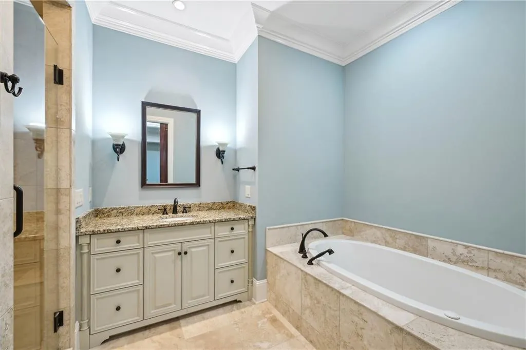 385 Laurel Chase Court, Atlanta, Georgia 30327, 6 Bedrooms Bedrooms, ,6 BathroomsBathrooms,Residential,Sold,385 Laurel Chase Court,7560300