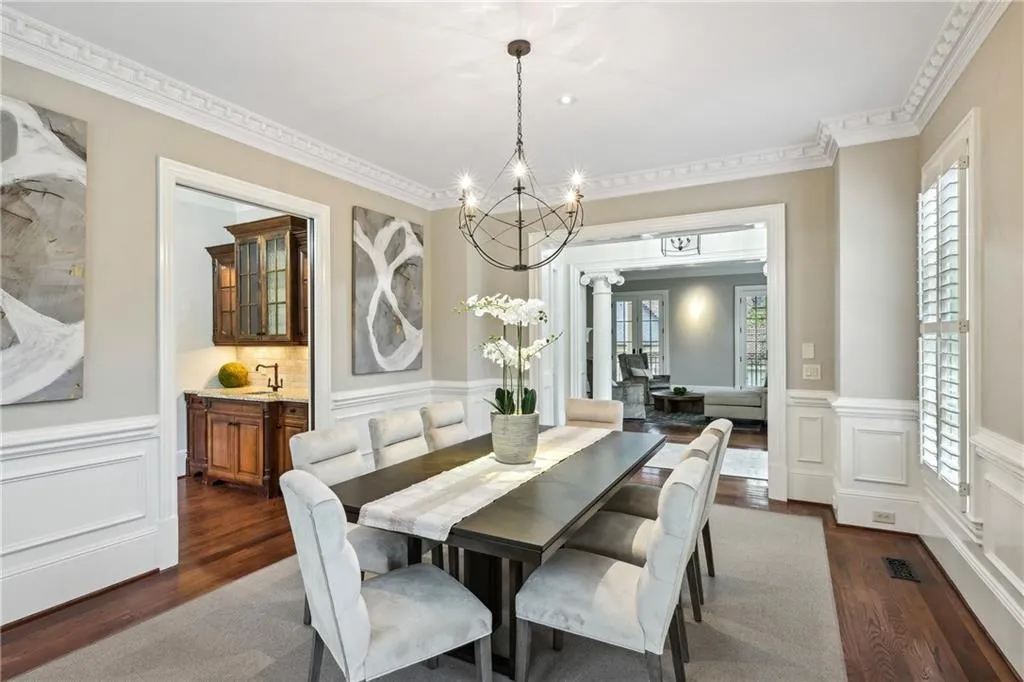 385 Laurel Chase Court, Atlanta, Georgia 30327, 6 Bedrooms Bedrooms, ,6 BathroomsBathrooms,Residential,Sold,385 Laurel Chase Court,7560300