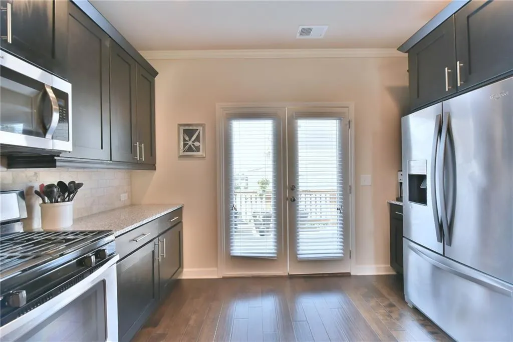 7532 Highlands Point, Atlanta, Georgia 30328, 3 Bedrooms Bedrooms, ,3 BathroomsBathrooms,Residential,Sold,7532 Highlands Point,5910007