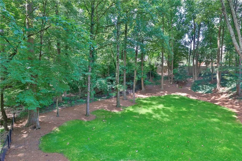 210 Spalding Creek Court, Sandy Springs, Georgia 30350, 6 Bedrooms Bedrooms, ,4 BathroomsBathrooms,Residential,Sold,210 Spalding Creek Court,7237057