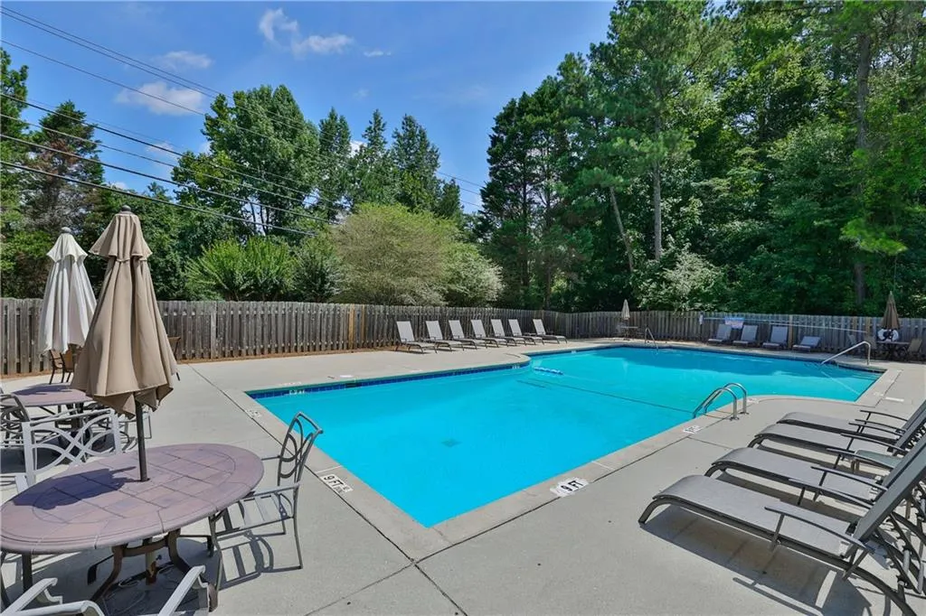 210 Spalding Creek Court, Sandy Springs, Georgia 30350, 6 Bedrooms Bedrooms, ,4 BathroomsBathrooms,Residential,Sold,210 Spalding Creek Court,7237057