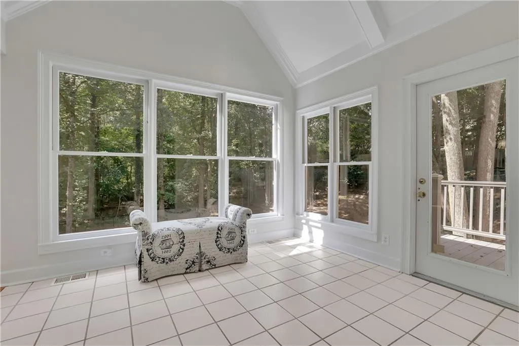 210 Spalding Creek Court, Sandy Springs, Georgia 30350, 6 Bedrooms Bedrooms, ,4 BathroomsBathrooms,Residential,Sold,210 Spalding Creek Court,7237057