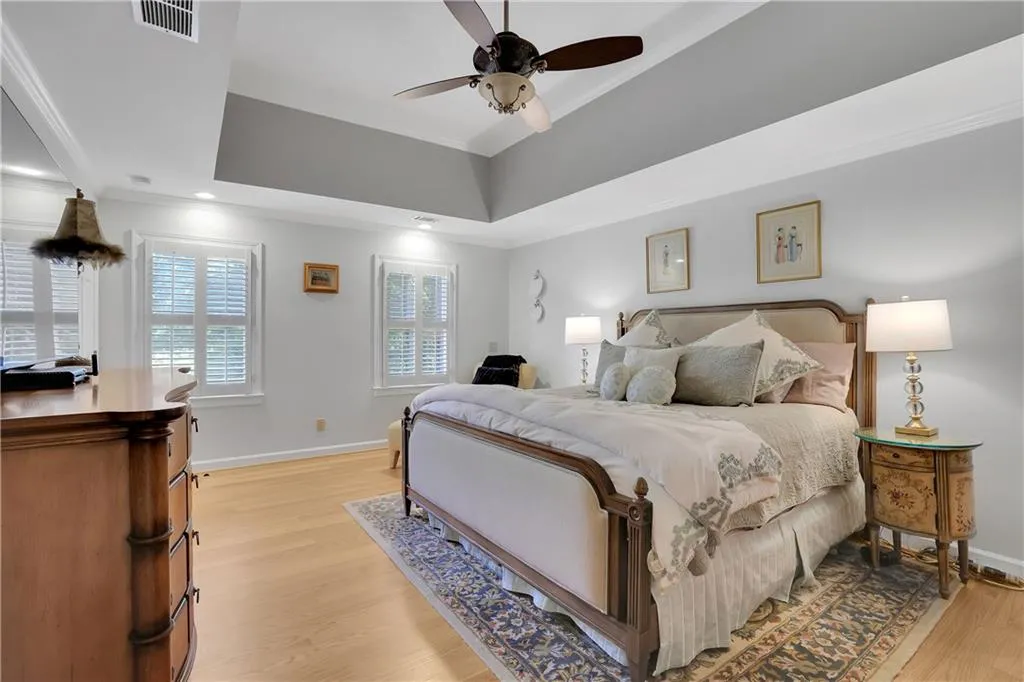 210 Spalding Creek Court, Sandy Springs, Georgia 30350, 6 Bedrooms Bedrooms, ,4 BathroomsBathrooms,Residential,Sold,210 Spalding Creek Court,7237057