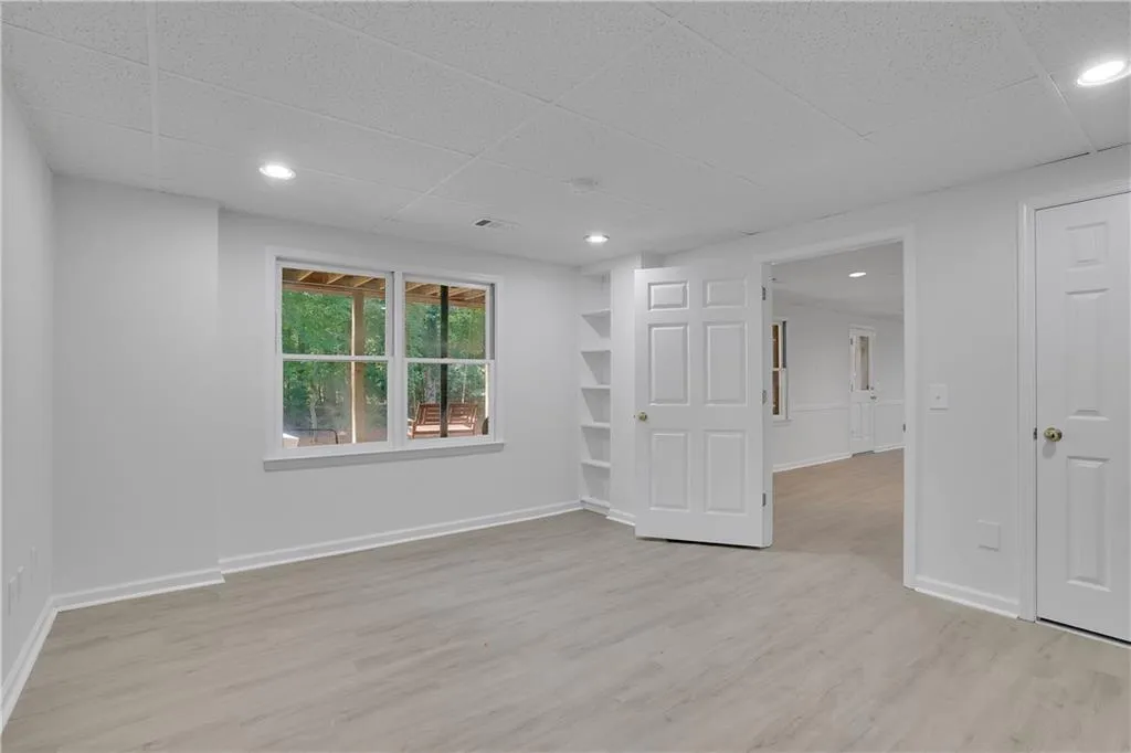 210 Spalding Creek Court, Sandy Springs, Georgia 30350, 6 Bedrooms Bedrooms, ,4 BathroomsBathrooms,Residential,Sold,210 Spalding Creek Court,7237057