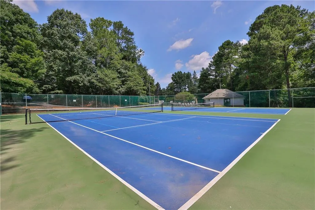 210 Spalding Creek Court, Sandy Springs, Georgia 30350, 6 Bedrooms Bedrooms, ,4 BathroomsBathrooms,Residential,Sold,210 Spalding Creek Court,7237057