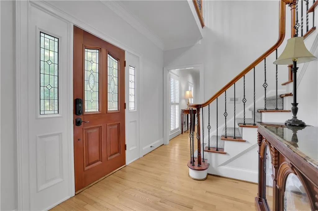 210 Spalding Creek Court, Sandy Springs, Georgia 30350, 6 Bedrooms Bedrooms, ,4 BathroomsBathrooms,Residential,Sold,210 Spalding Creek Court,7237057