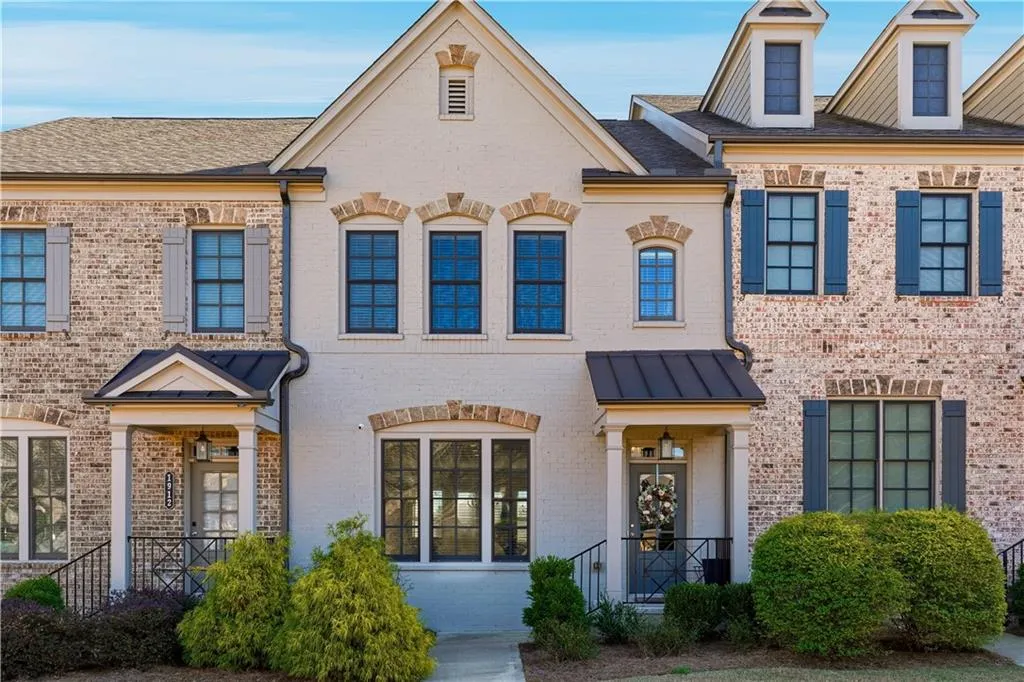 1910 Skyfall Circle Ne, Atlanta, Georgia 30319, 3 Bedrooms Bedrooms, 0 ,3 BathroomsBathrooms,Residential,For Sale,1910 Skyfall Circle Ne,7762439