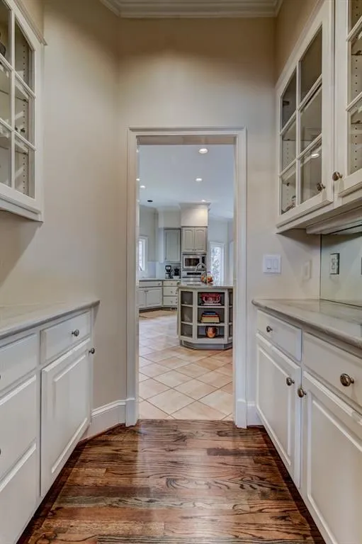 100 Parc Du Chateau, Atlanta, Georgia 30327, 4 Bedrooms Bedrooms, ,4 BathroomsBathrooms,Residential,Sold,100 Parc Du Chateau,5821193