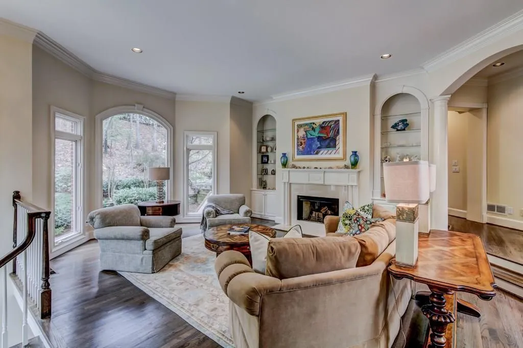 100 Parc Du Chateau, Atlanta, Georgia 30327, 4 Bedrooms Bedrooms, ,4 BathroomsBathrooms,Residential,Sold,100 Parc Du Chateau,5821193