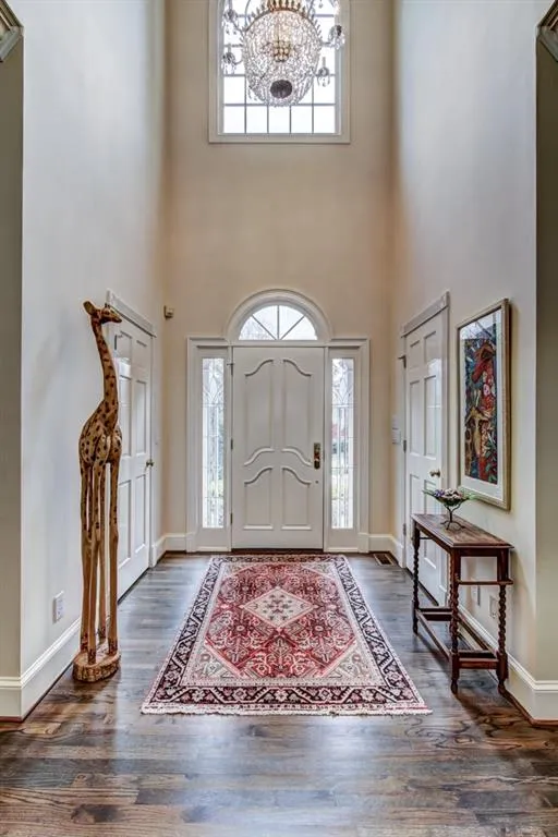 100 Parc Du Chateau, Atlanta, Georgia 30327, 4 Bedrooms Bedrooms, ,4 BathroomsBathrooms,Residential,Sold,100 Parc Du Chateau,5821193