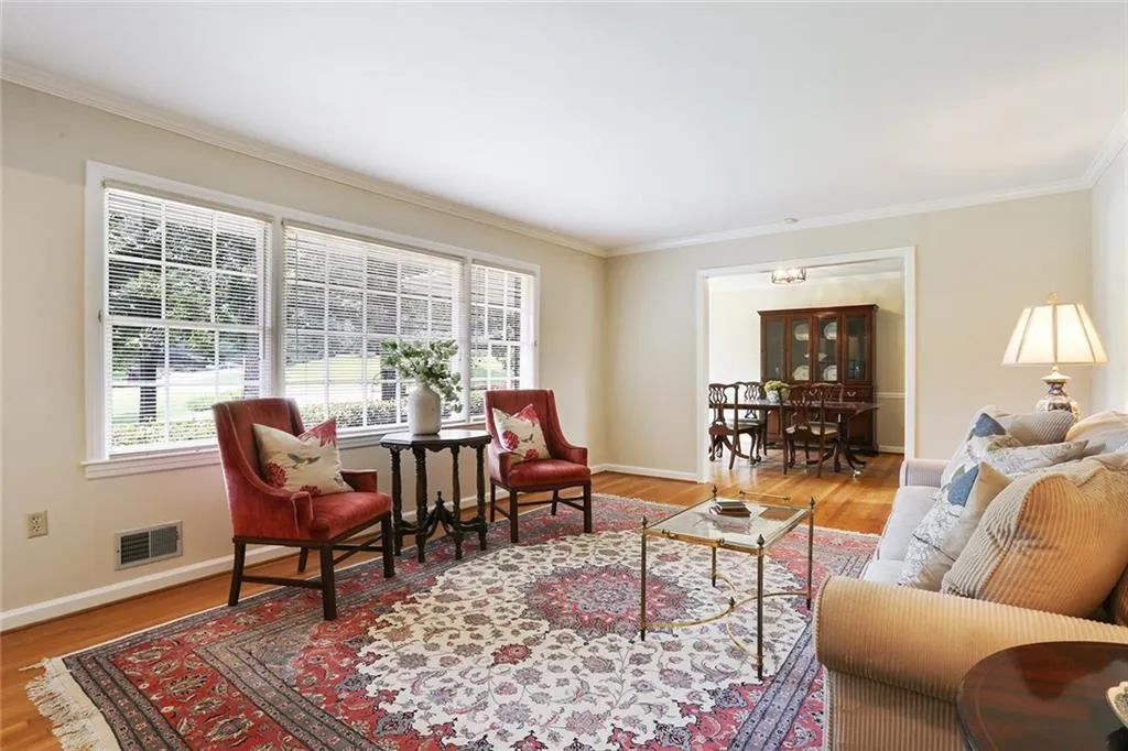 4825 Merlendale Court, Sandy Springs, Georgia 30327, 4 Bedrooms Bedrooms, ,4 BathroomsBathrooms,Residential,Sold,4825 Merlendale Court,5882812