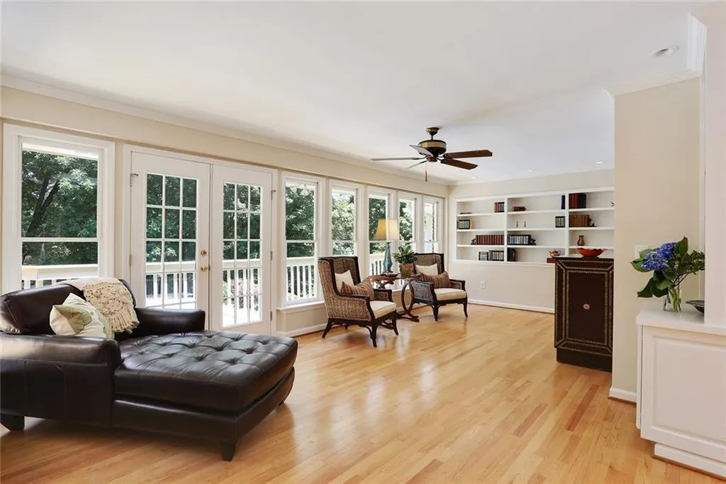 4825 Merlendale Court, Sandy Springs, Georgia 30327, 4 Bedrooms Bedrooms, ,4 BathroomsBathrooms,Residential,Sold,4825 Merlendale Court,5882812